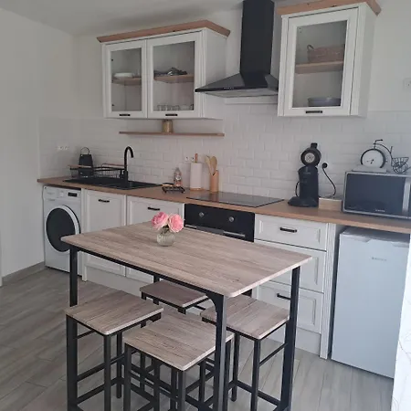 Clair De Lune Holiday home *